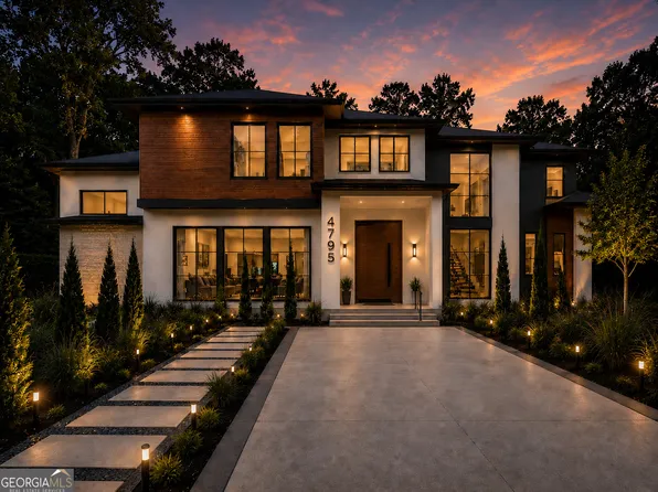 4795 Woodvale Dr. Nw, Atlanta, GA 30327