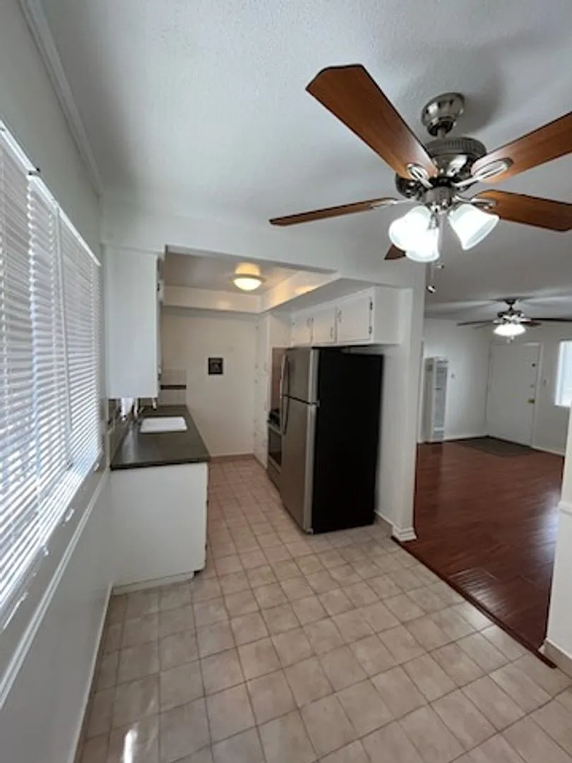 10219 Woodworth Ave — Photo 1