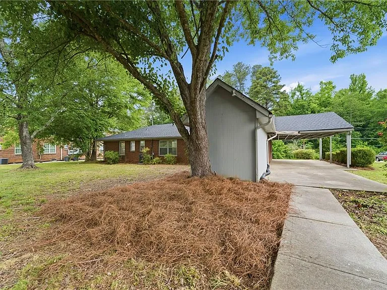 393 Old Acworth Rd — Photo 20