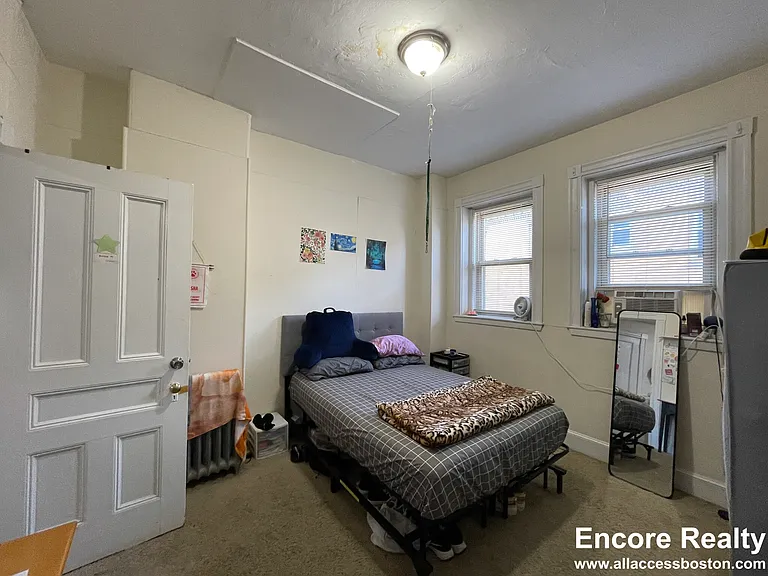 11 Park St #6 — Photo 22