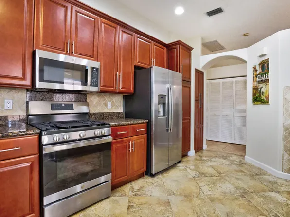 123 Spyglass Way, Palm Beach Gardens, FL 33418