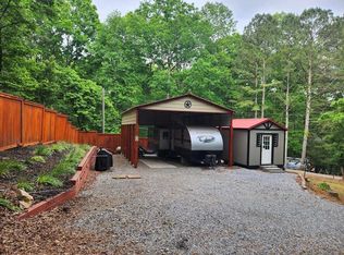 529 10th St, Ellijay, GA 30540