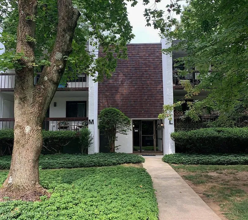 20 Dougherty Blvd #M5