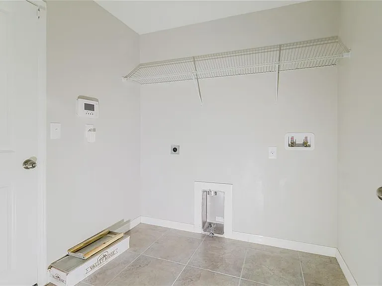 304 Cascade Bend Dr — Photo 40