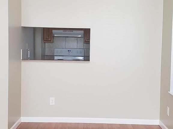 3rd image of 3850 Folsom Ave #A