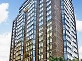 21 W Goethe St APT 7C, Chicago, IL 60610