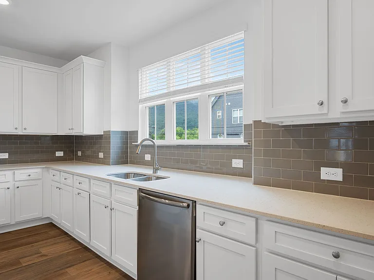 3227 Aberdeen Row — Photo 30