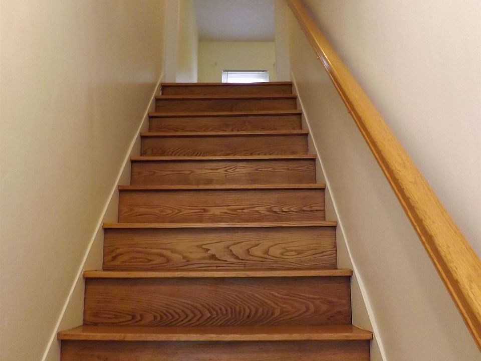 Stairway to 2nd floor