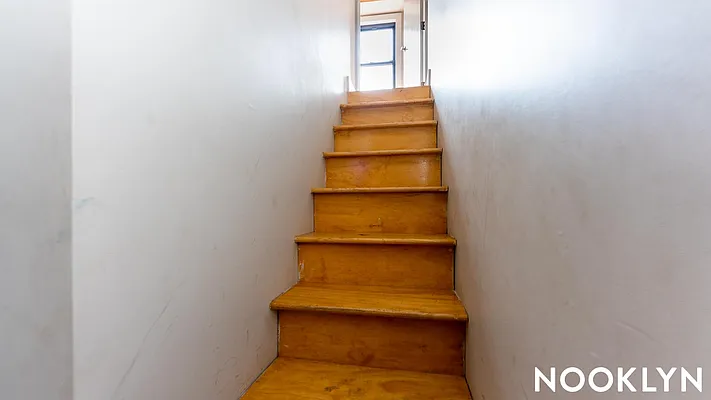 Rented by Nooklyn NYC LLC | media 11