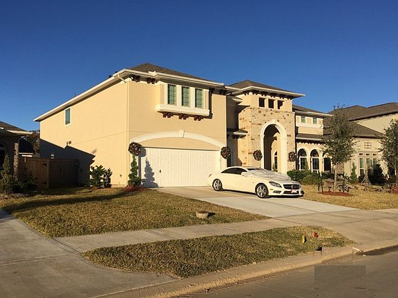 3rd image of 13227 Whisper Hollow Ln
