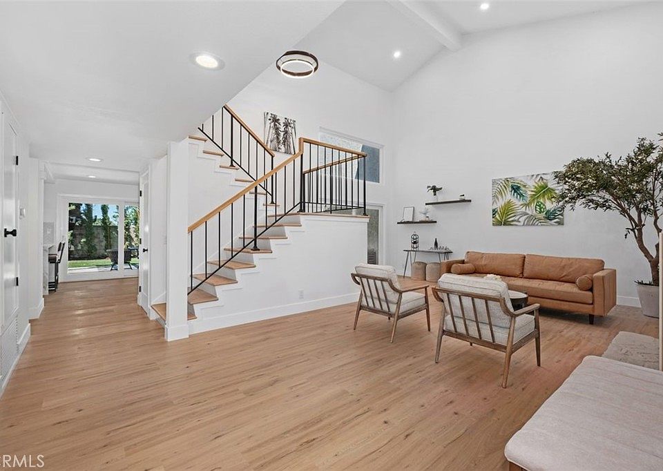 1st image of 14135 Elystan Cir