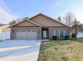 270 Riegel Ln, Paducah, KY 42001