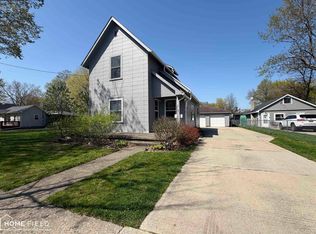 714 Broadway Ave, Owosso, MI 48867