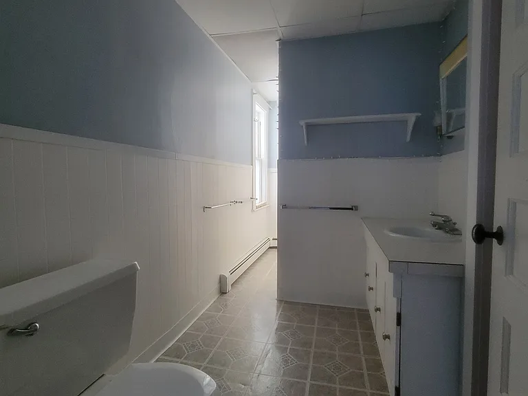 303 Bay St #5 — Photo 7