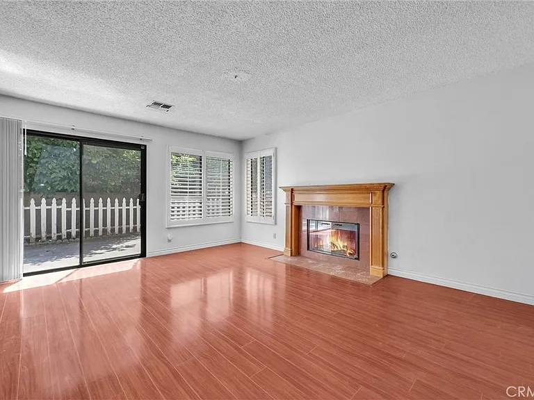 11413 Lower Azusa Rd — Photo 10