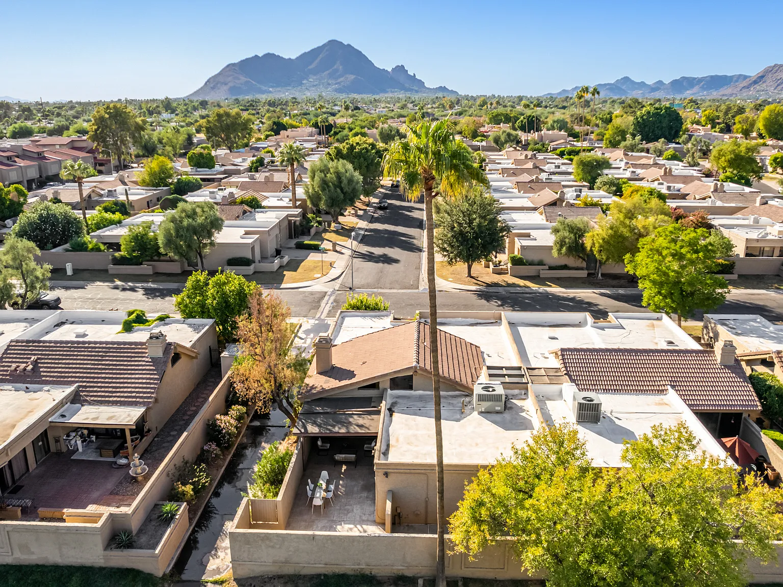 3 bed, 1809 sqft, $5,000 — Photo 4