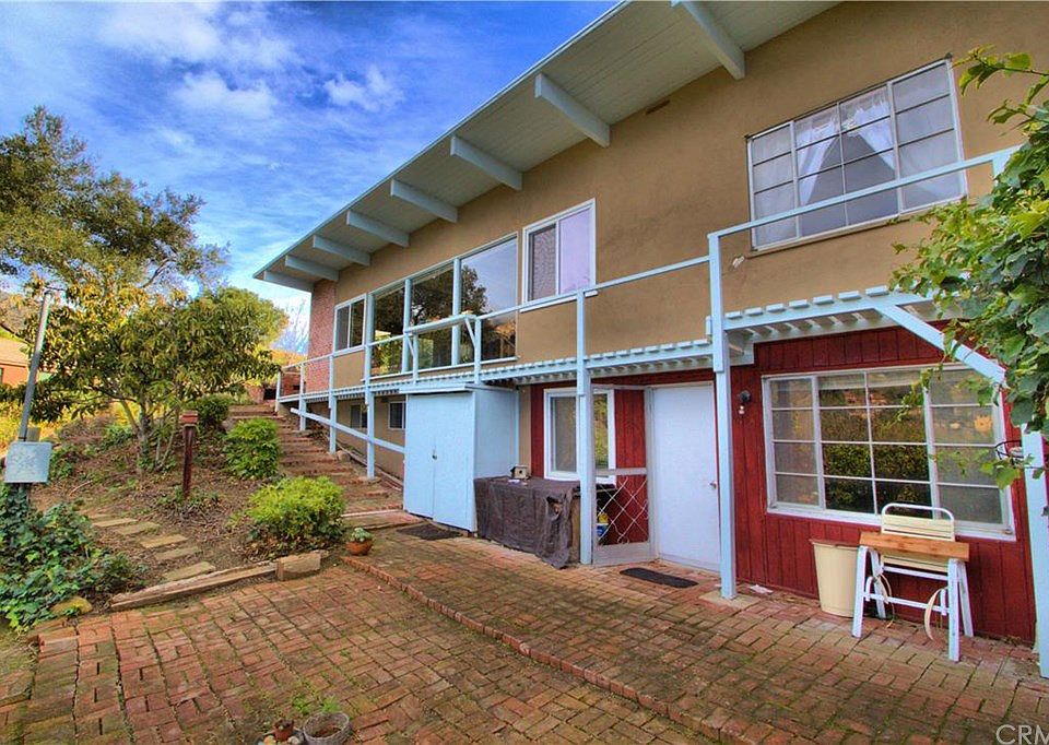 1st image of 2620 Montrose Pl