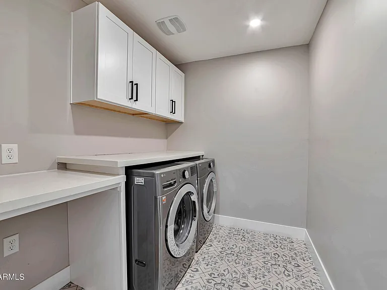 1641 W Evans Dr — Photo 10