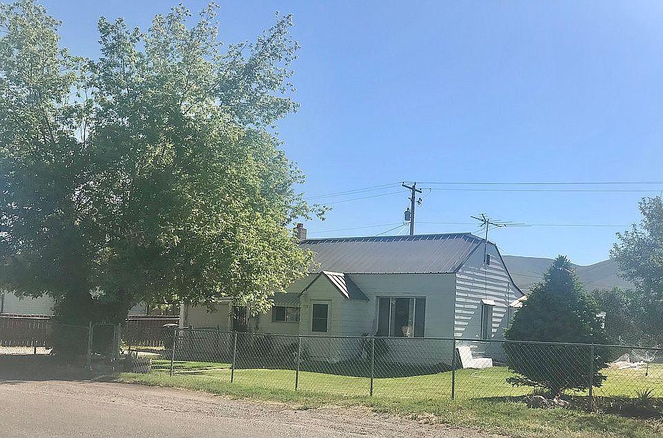 2nd image of 572 N 8th St
