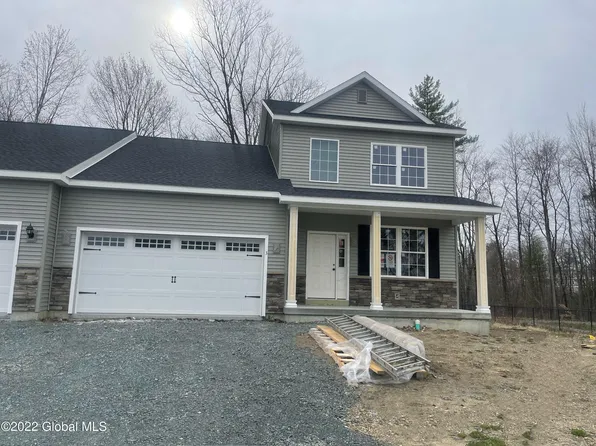 3 Linden Court, Ballston Lake, NY 12019