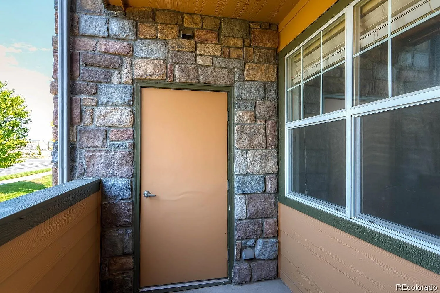 15460 Canyon Gulch Ln — Photo 3