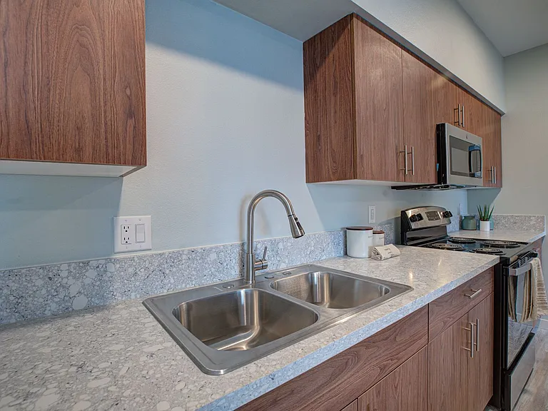 Colima Apartments — Photo 26