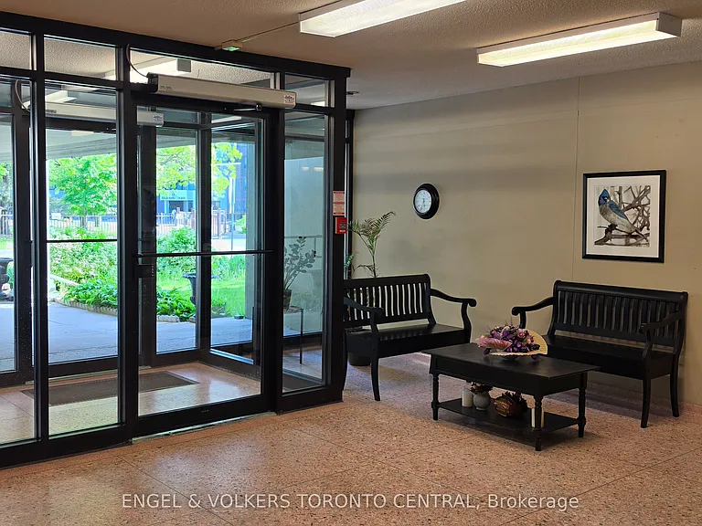 70 Old Sheppard Ave #315 — Photo 2