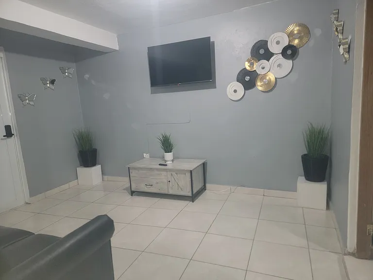 360 13st Quebrada Vueltas #4D — Photo 2