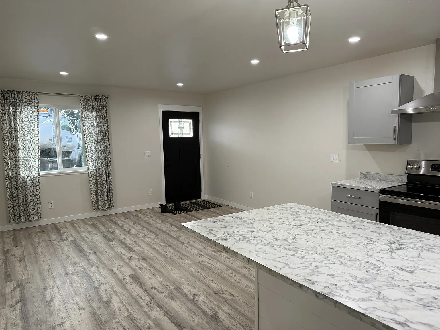38405 Woody Circle Apt B - 1 — Photo 2