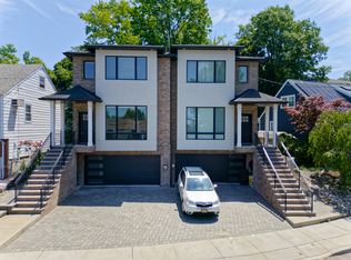 403A Northwood Way #A, Palisades Park, NJ 07650