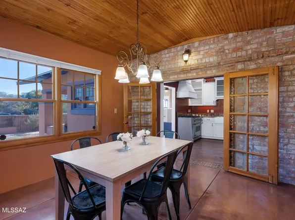 1045 N 3rd Ave, Tucson, AZ 85705