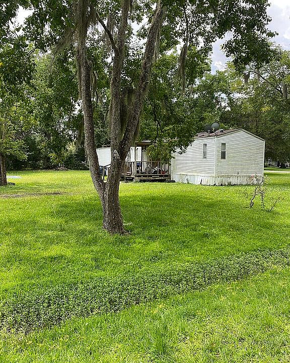 2nd image of 27313 W 3rd Ave