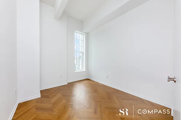 Rented by Compass | media 51