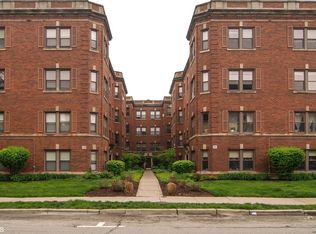 54 Forest Ave #2W, Riverside, IL 60546