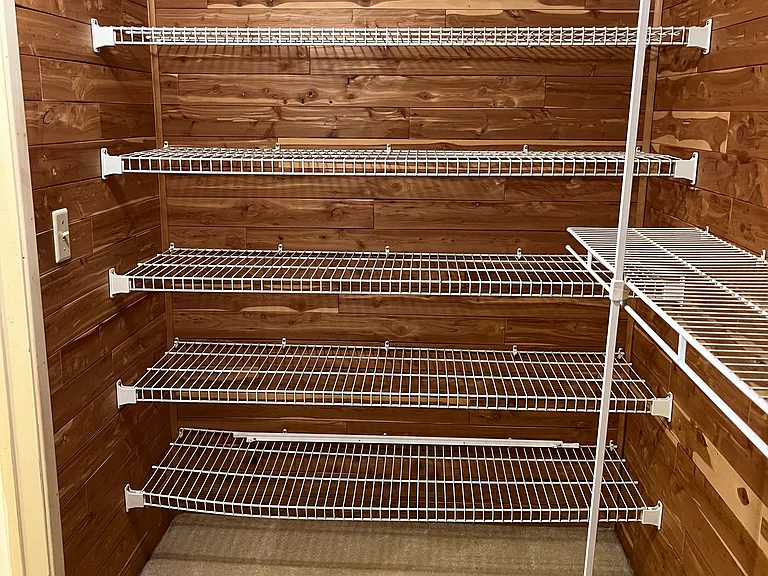 Walk-in closet