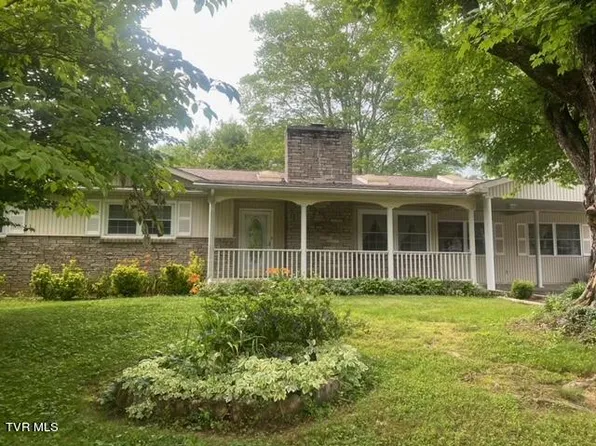 1014 Green Acres Rd, Bristol, VA 24201