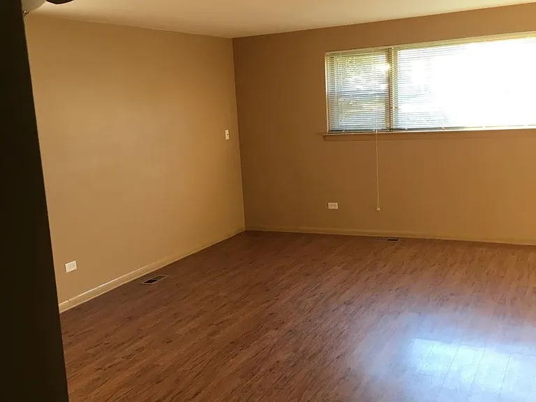 7342 W Carol St #1 — Photo 9
