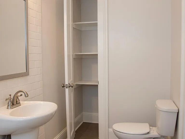 403 S Lopez St — Photo 19