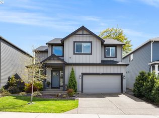 40 N 35th Ter, Cornelius, OR 97113