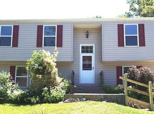 2190 Gothic Ct, Waldorf, MD