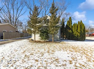 1045 Elliott Ave, Aurora, IL 60505