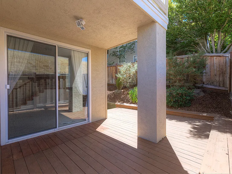 1348 Fountain Springs Cir — Photo 17