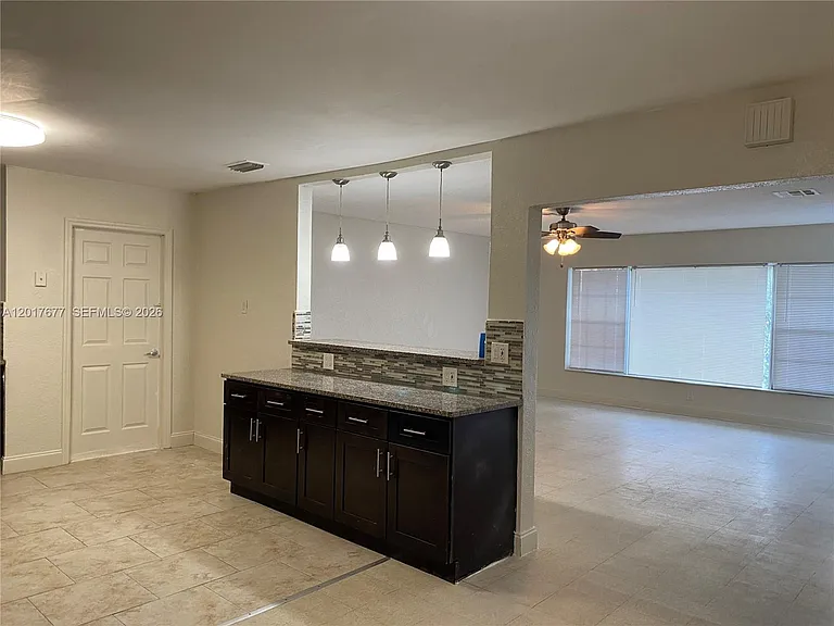 18140 NW 18th Ave — Photo 4