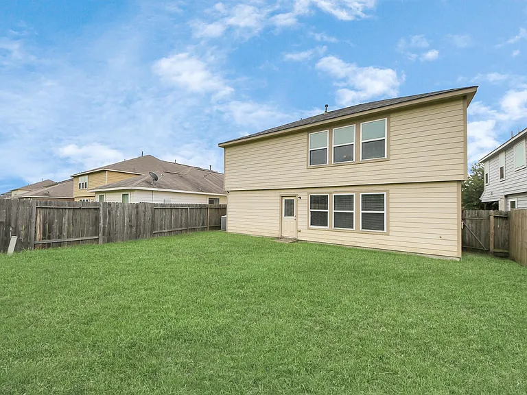 15623 Sheldon Ridge Way — Photo 32