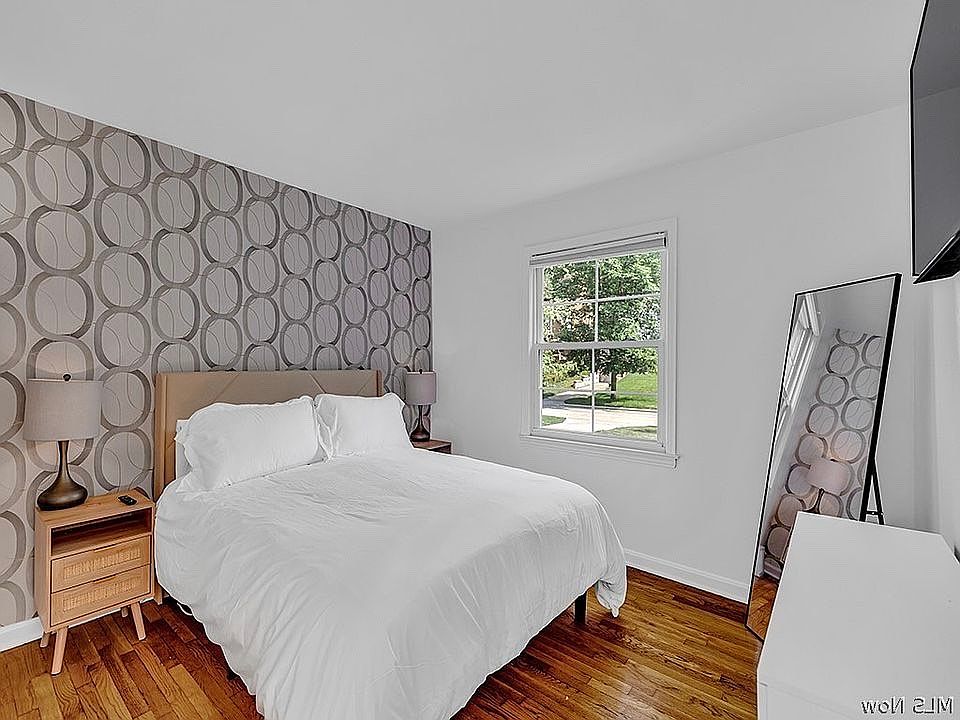 1st image of 3551 Meadowbrook Blvd #1