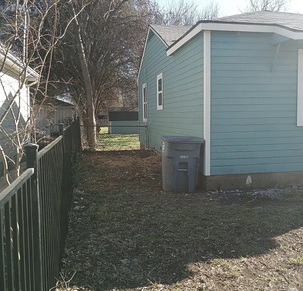 3220 Casino Dr — Photo 3