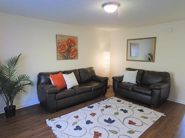 48 Chateau Ln #114