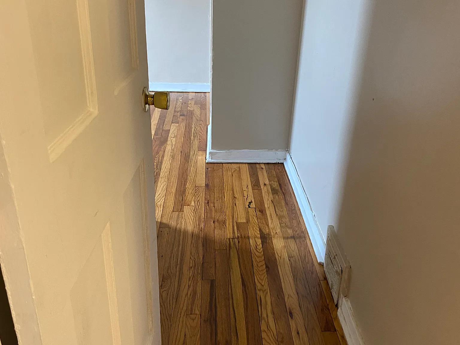 3 bed, 1200 sqft, $1,650 — Photo 4