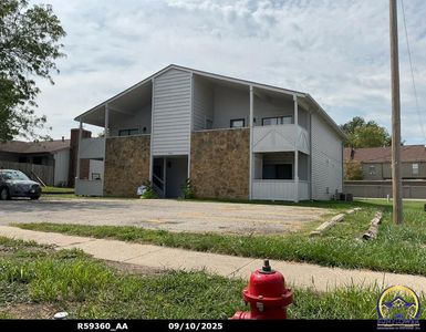 3407 SW Burnett Rd, Topeka, KS, 66614