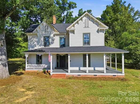 502 W Allenton St, Mount Gilead, NC 27306